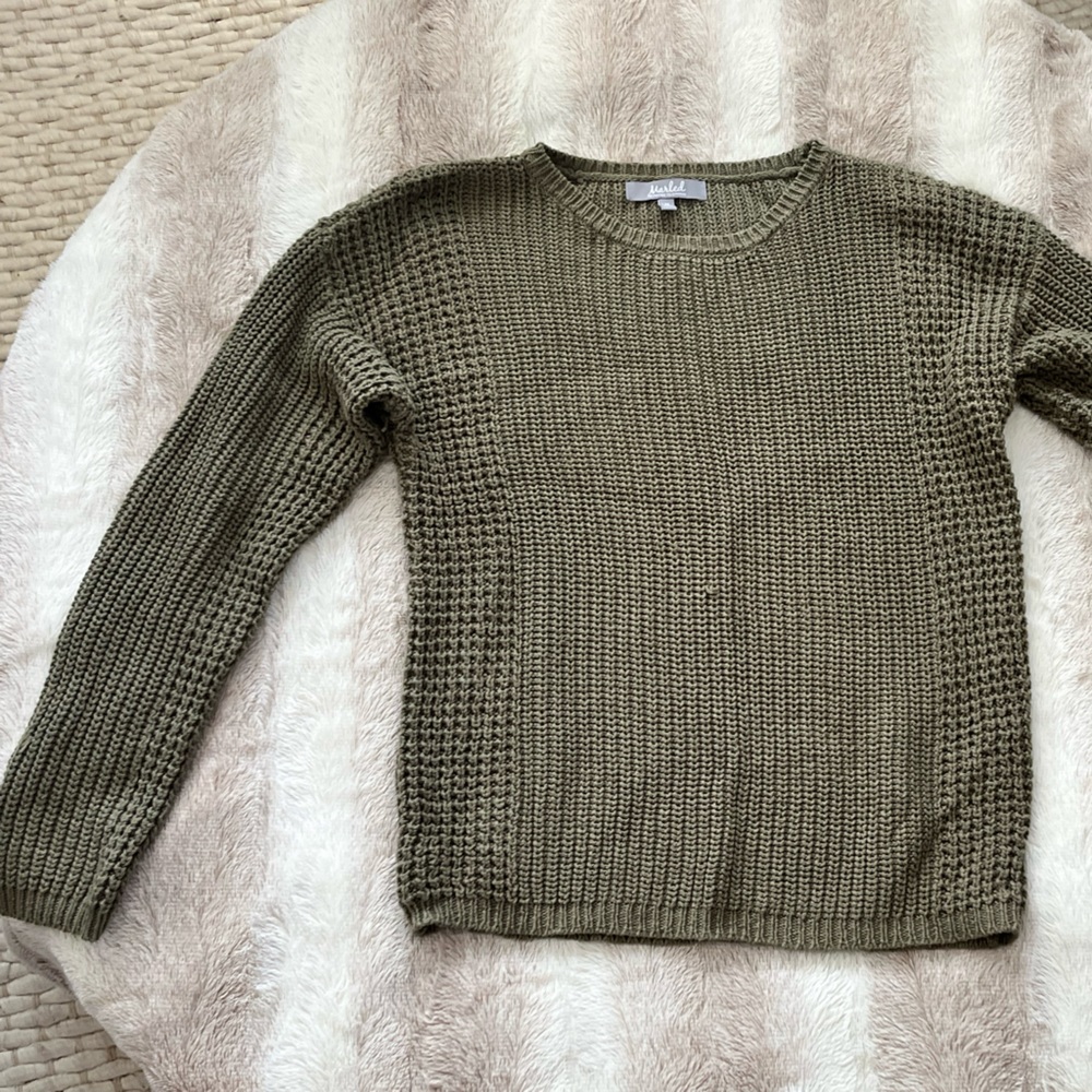 Sweater size M
